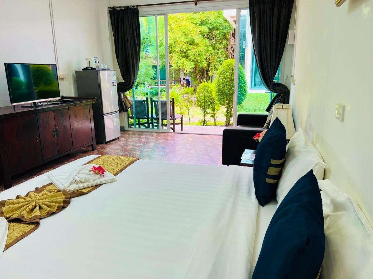 Bora Bora Villa Phuket Chalong Ngoại thất bức ảnh